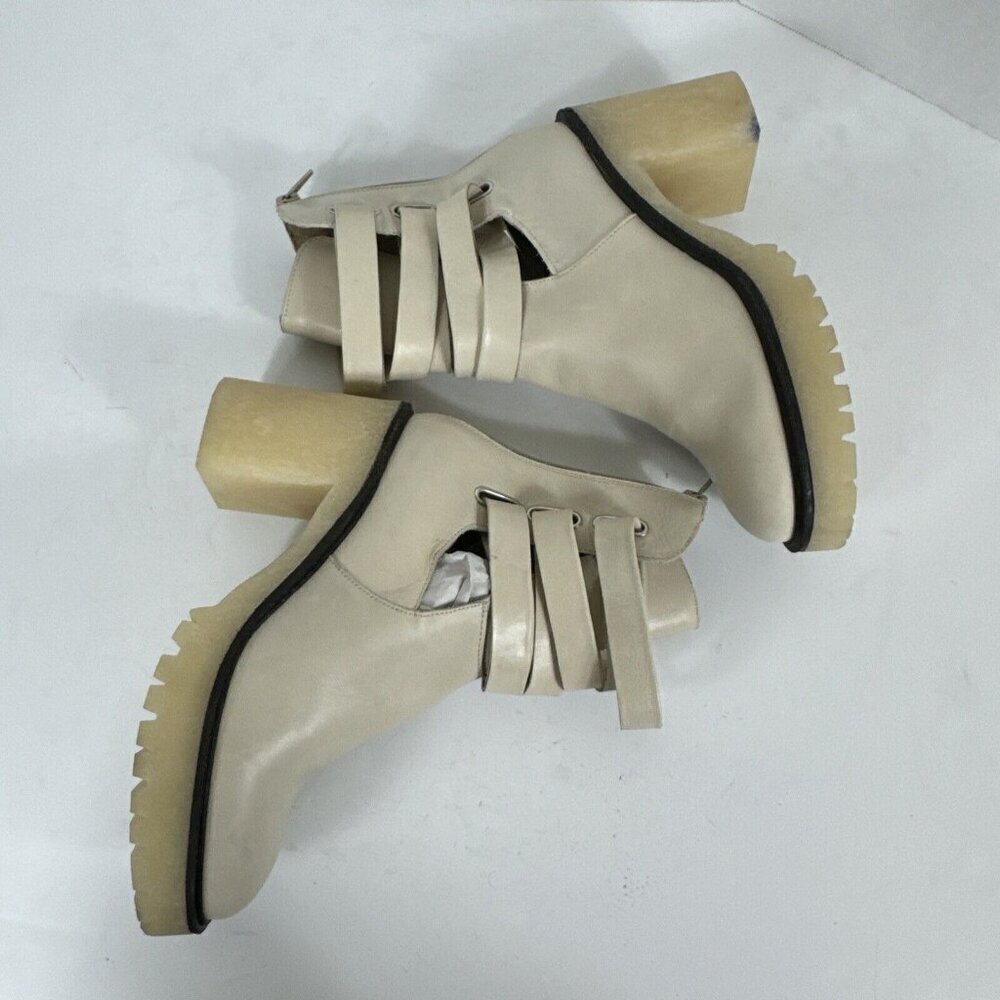 Free People Jesse Cut Out Boots Frost (Creme) 39/8.5 Leather New With Flaws Lug - Picture 13 of 16